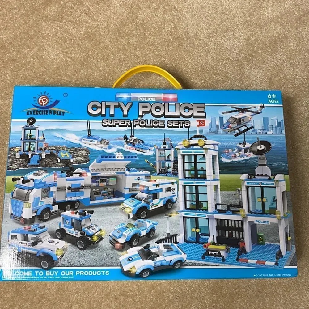 City Police Super Police Set NWT